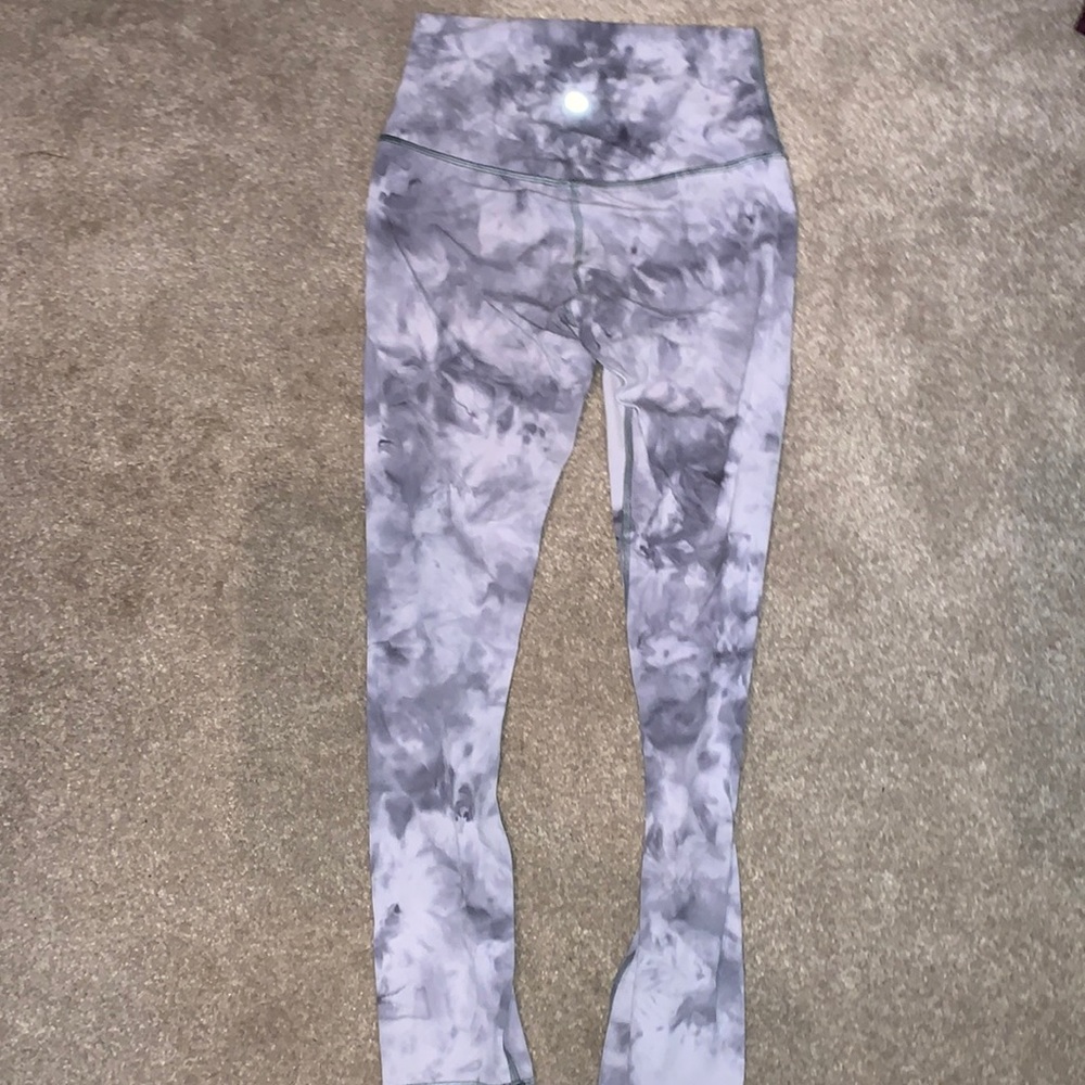 Lululemon Diamond Dye Leggings!